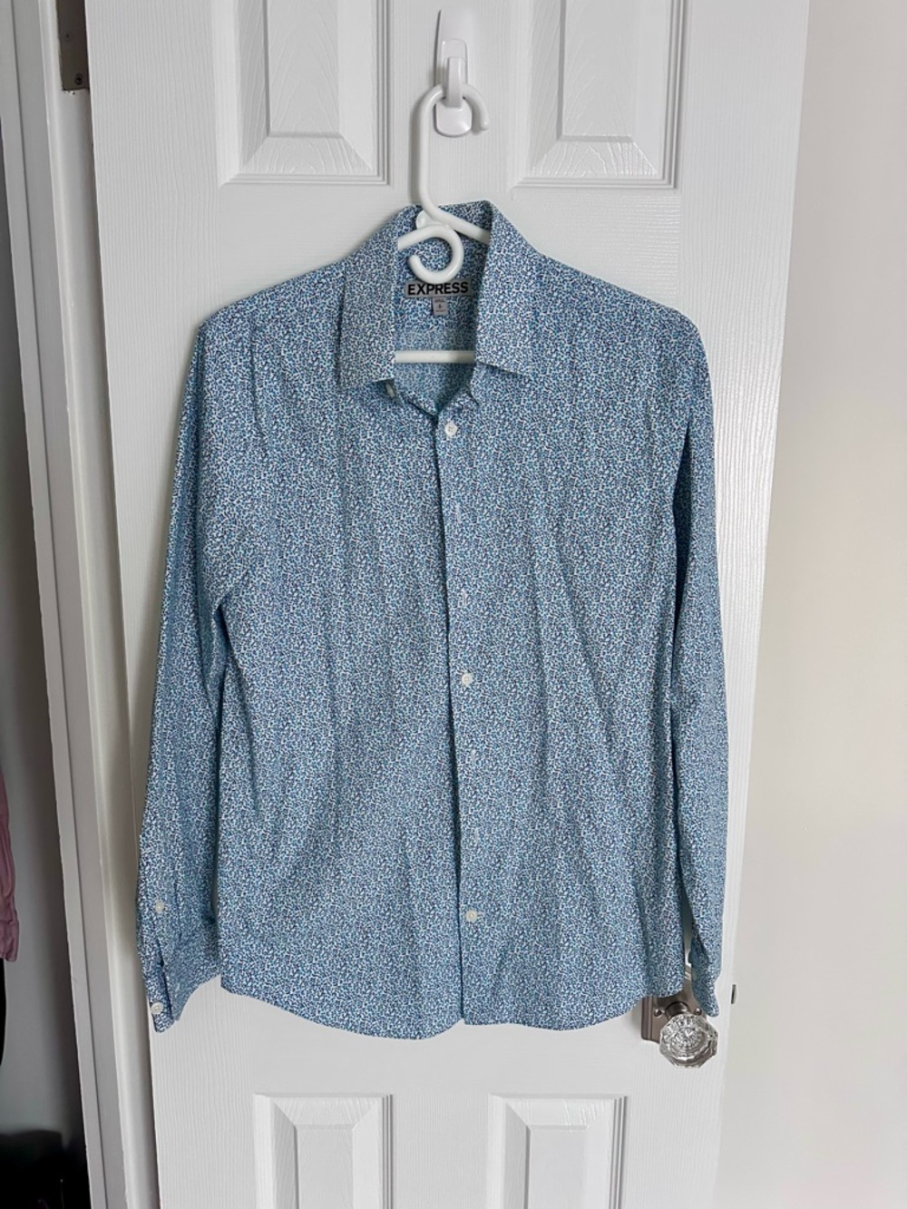 Express Light Blue Floral Printed Button-Up Shirt